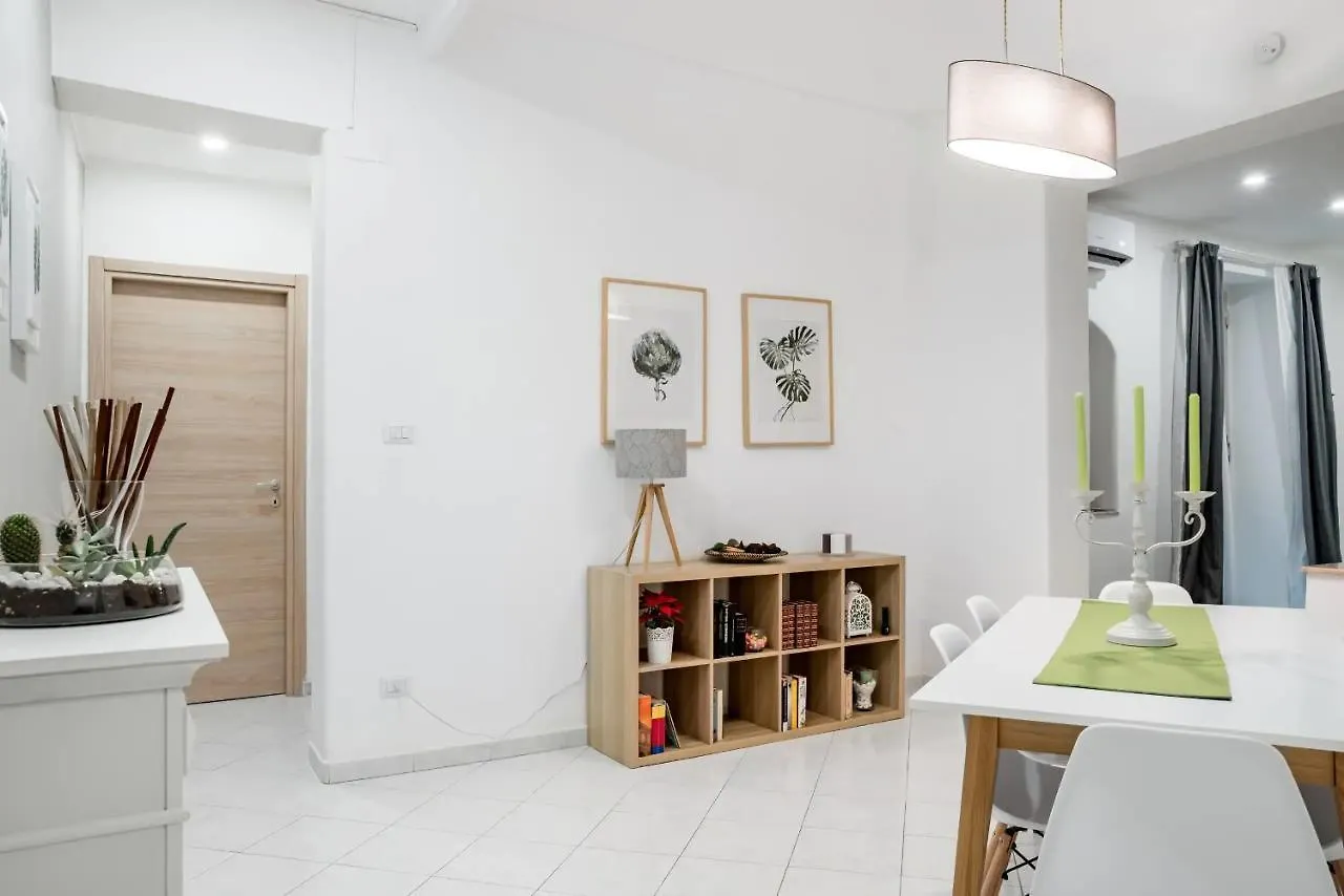 Green Apartment Catane