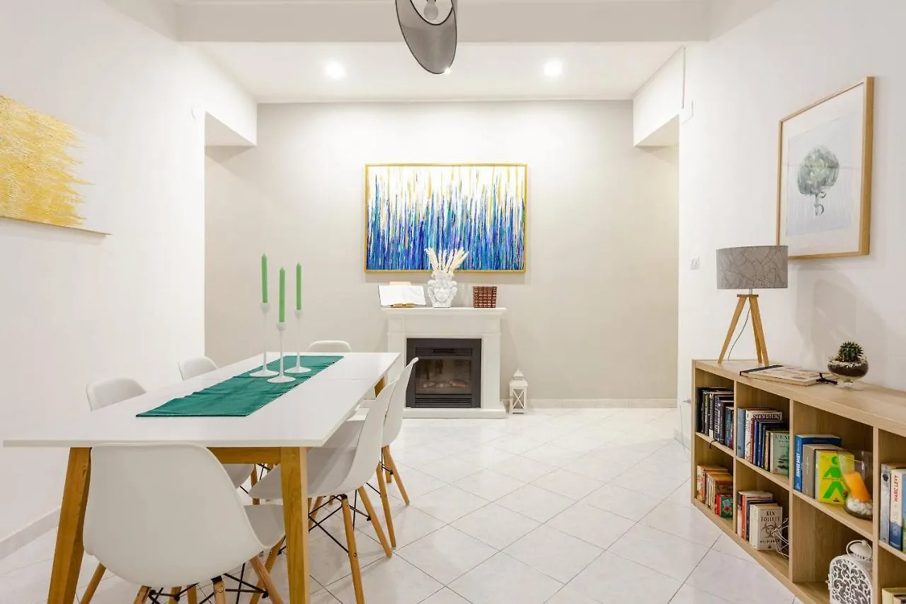 Green Apartment Catane 0*,