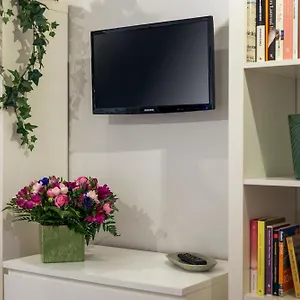 https://piazza-dei-satiri-apartments.it-romehotels.com